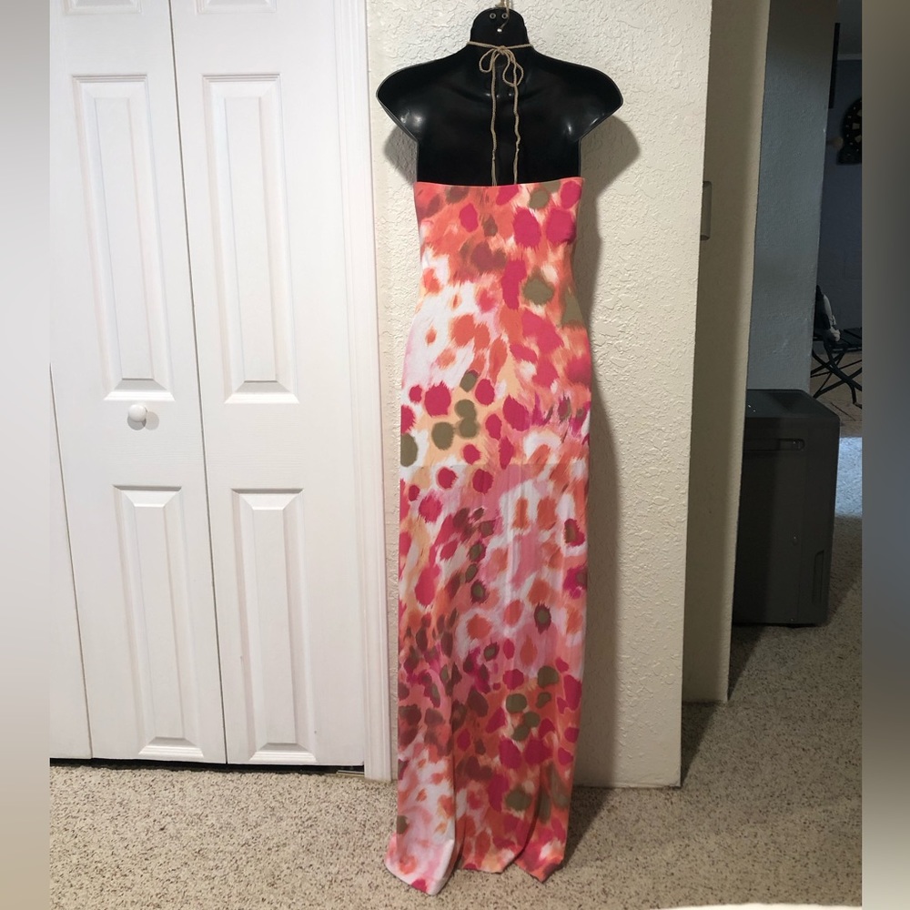 Tommy Bahama women’s size small halter maxi dress. Very cute dress. - Picture 5 of 6